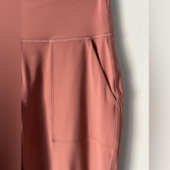 Lululemon Align Joggers - Picture 3 of 5